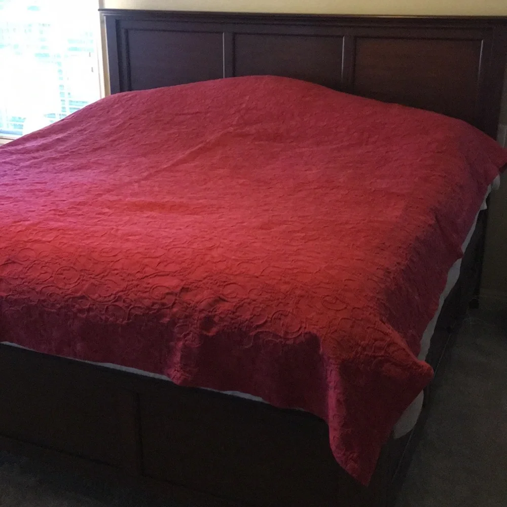 POTTERY BARN | Red King Floral Jacquard Cotton Blanket